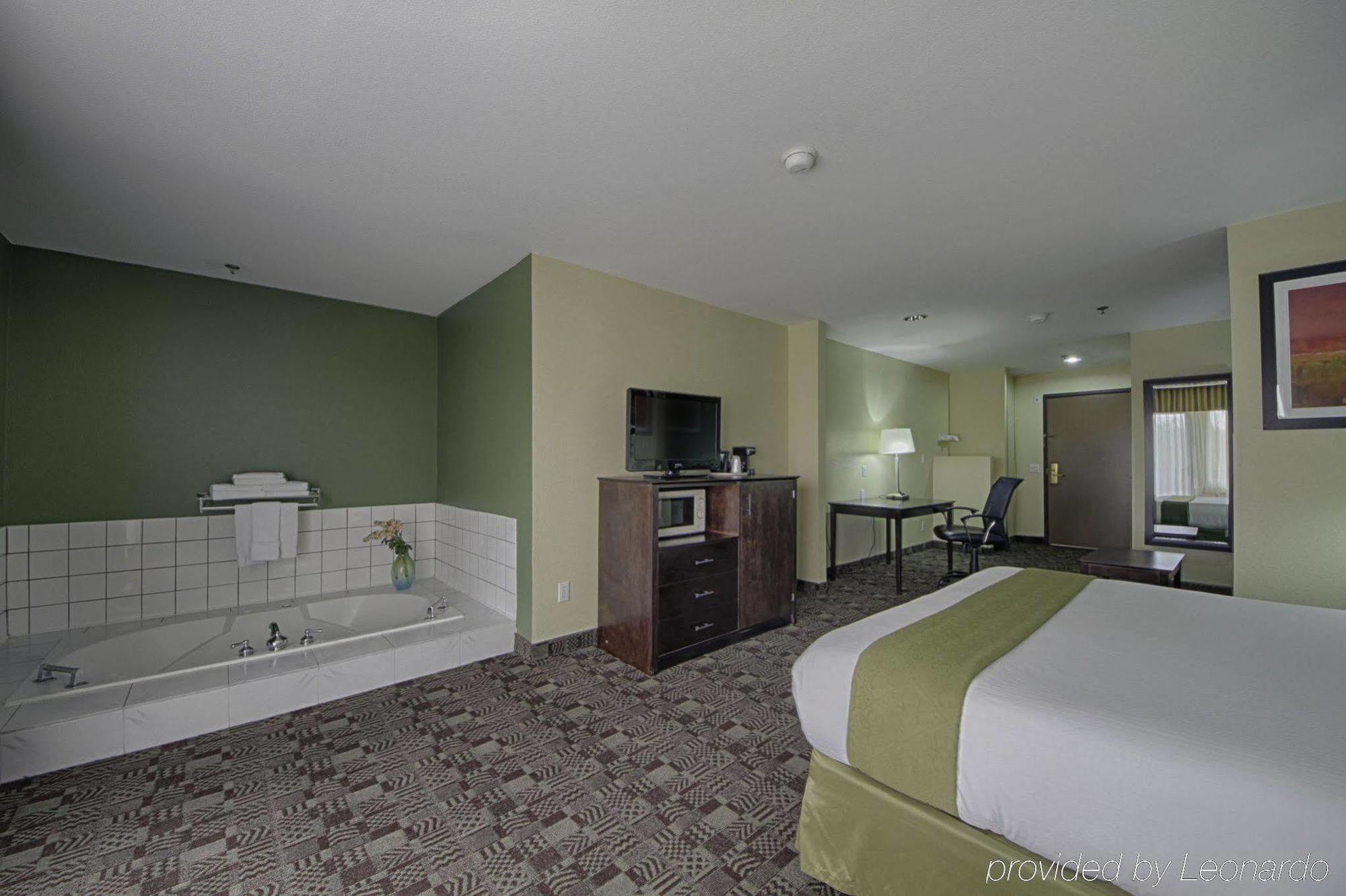 Holiday Inn Express Hotel & Suites Solana Beach-Del Mar By Ihg Ngoại thất bức ảnh